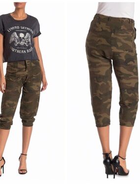 BLANKNYC Relaxed Camo Jungle Juice Button Fly Drop Crotch Relaxed Jorts, Size 30
